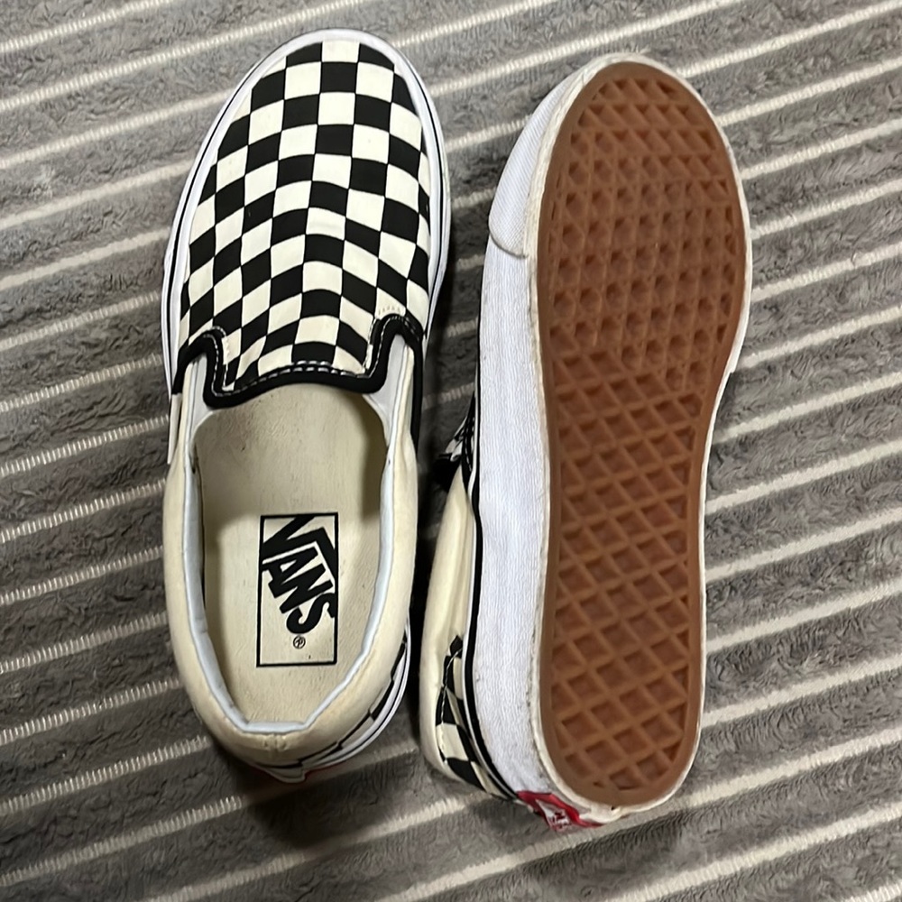 Womens classic checkers slip on Vans shoes/slides